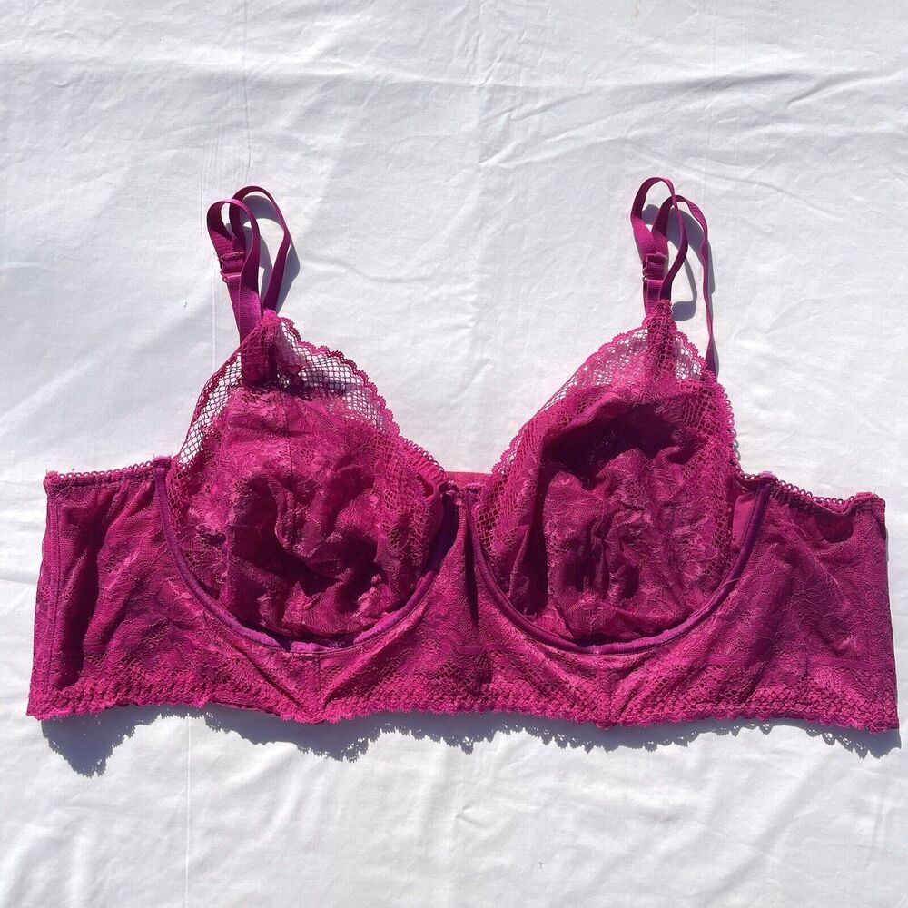 Torrid Curve Bra 4 Plus Size 4X Magenta Pink Underwire Lace